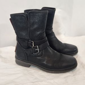 UGG Simmens Waterproof Leather Boots Sz 7
